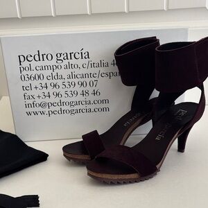 Pedro Garcia Ankle Wrap Suede‎ Leather Heel Sandals Size 39 Open Toe Burgundy